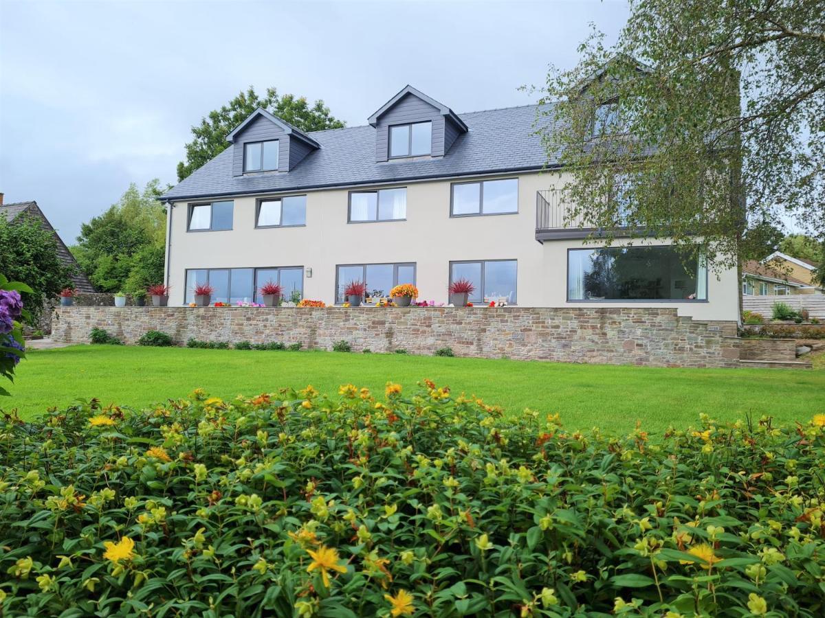 Camden Lodge B&B And Cottage Brecon Esterno foto