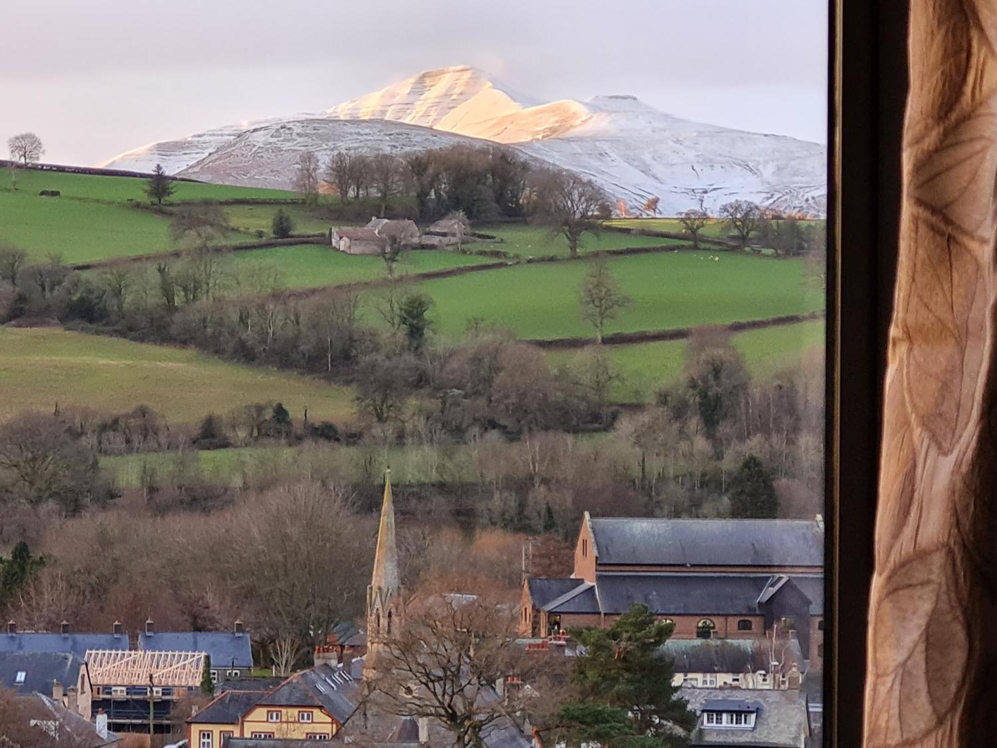 Camden Lodge B&B And Cottage Brecon Esterno foto